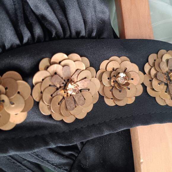 Milly Black Silk Halter Blouse Metal Flower Detail 8 NWT - Picture 7 of 13